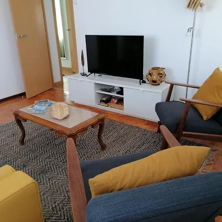 Semesterbostad Casa D'avo Bina Local Viana do Castelo