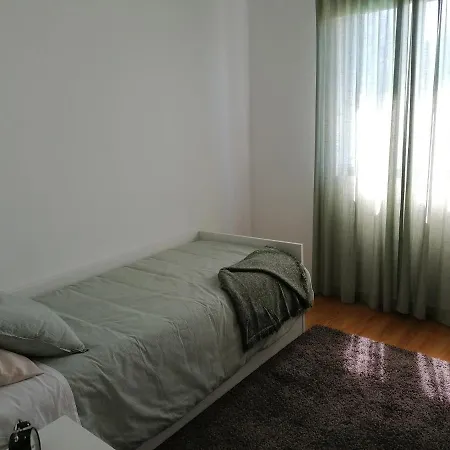 Casa D'avo Bina Local Βιάνα ντο Καστέλο