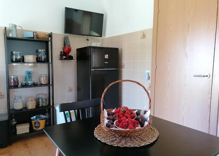 Casa D'avo Bina Local Feriehus