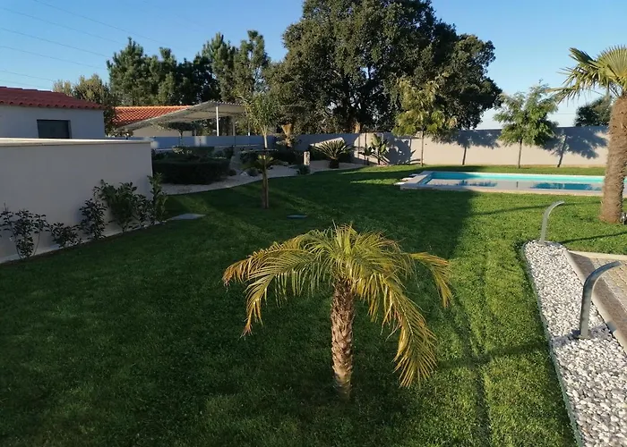 Casa D'avo Bina Local