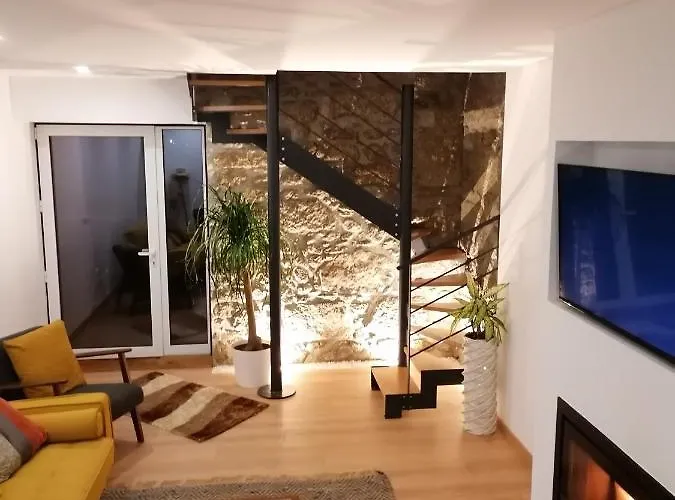 Casa D'avó Bina Local Сasa de vacaciones *